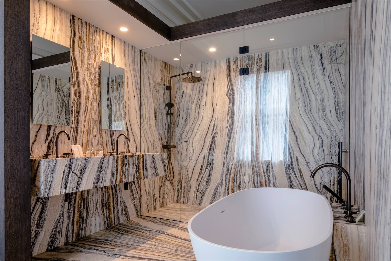 JEAN-MICHEL BYL_01.jpg